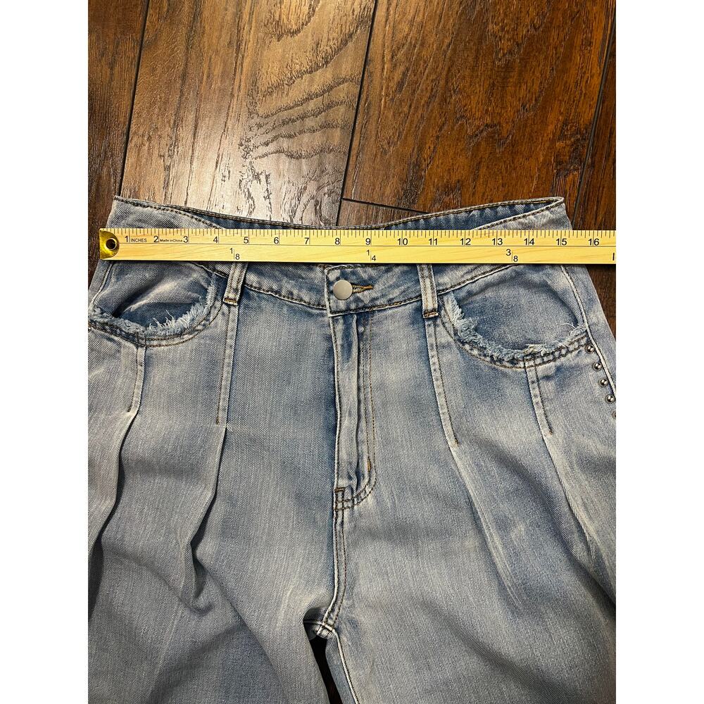POL Wide Leg Pleated Jeans BOHO Light Wash With Studs Women's Size L - Picture 9 of 11